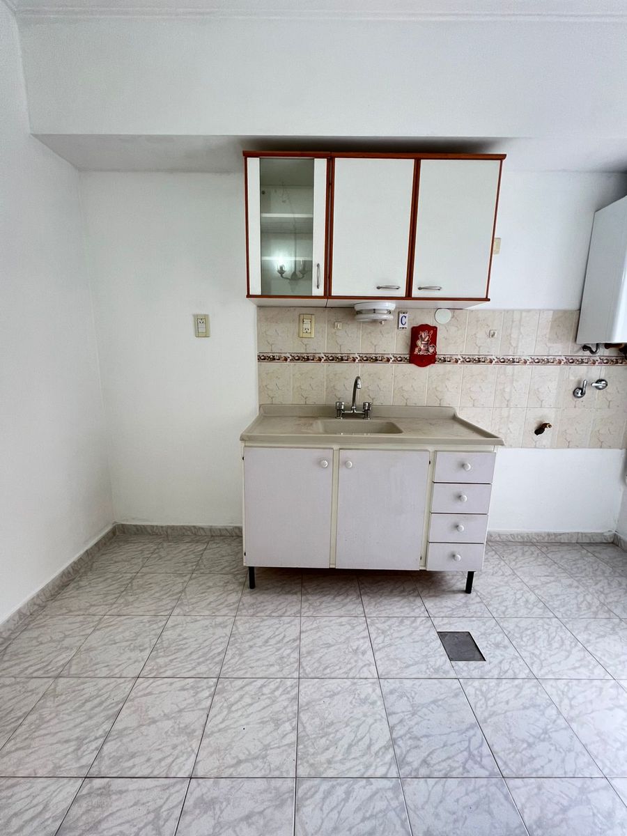 Departamento interno en barrio Sur - 11
