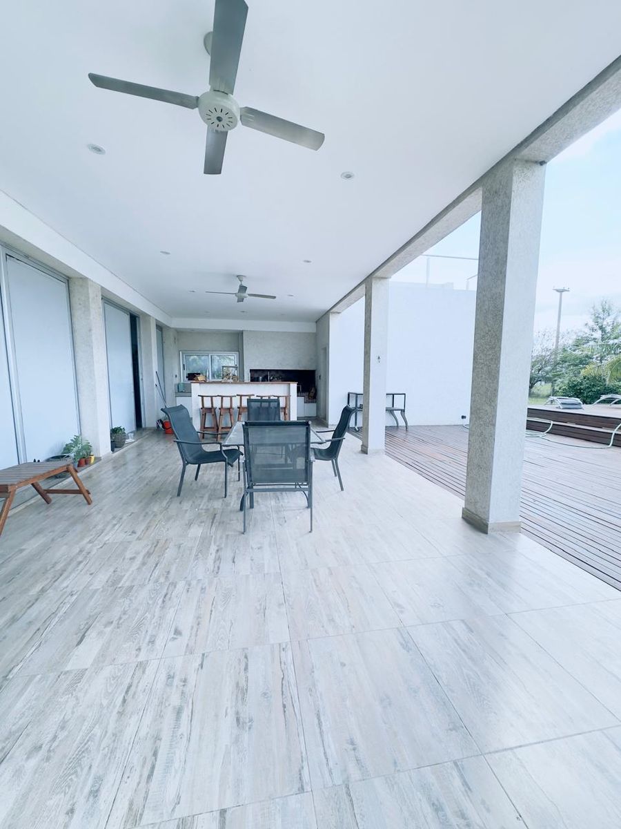 Gran Casa en Aires del Llano - 4