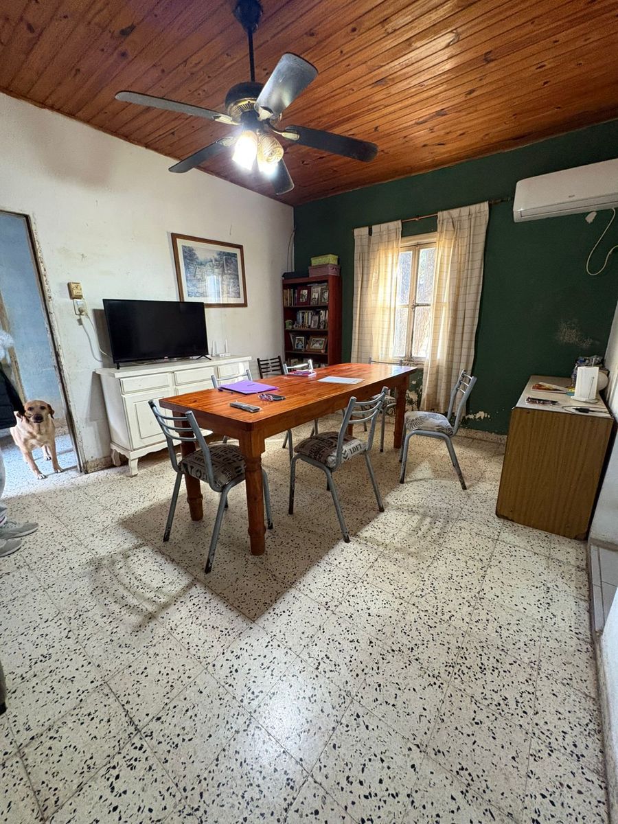 DOS CASAS EN EL MISMO LOTE - 6