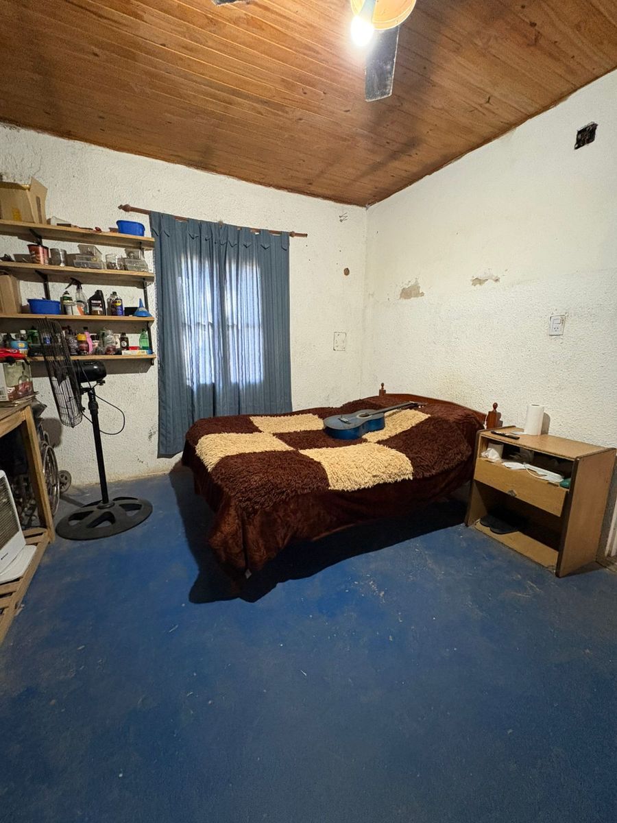 DOS CASAS EN EL MISMO LOTE - 10