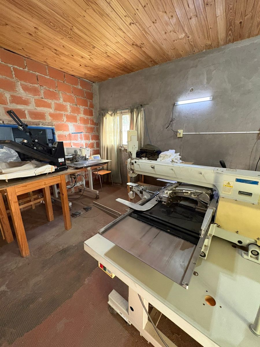 DOS CASAS EN EL MISMO LOTE - 15
