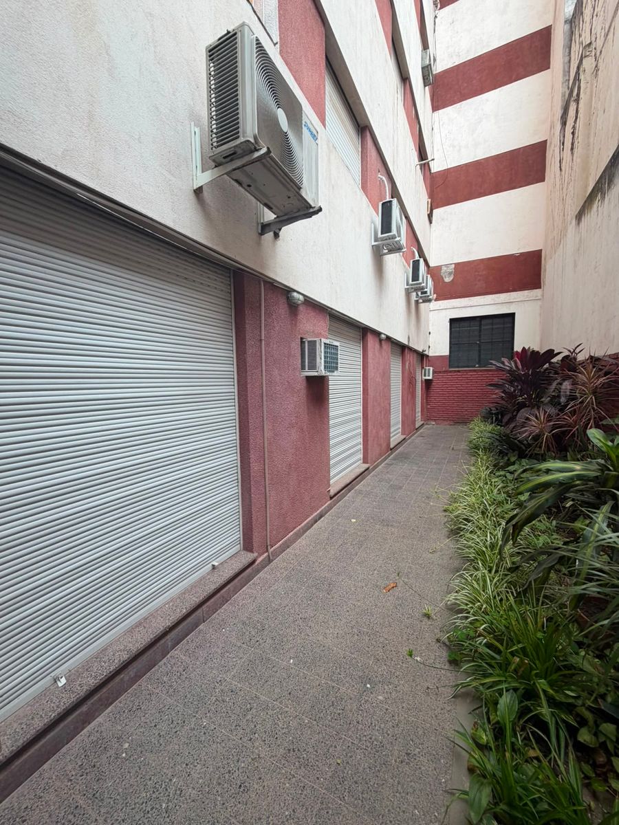 ALQUILER 5 OFICINAS URQUIZA 2200 - 15