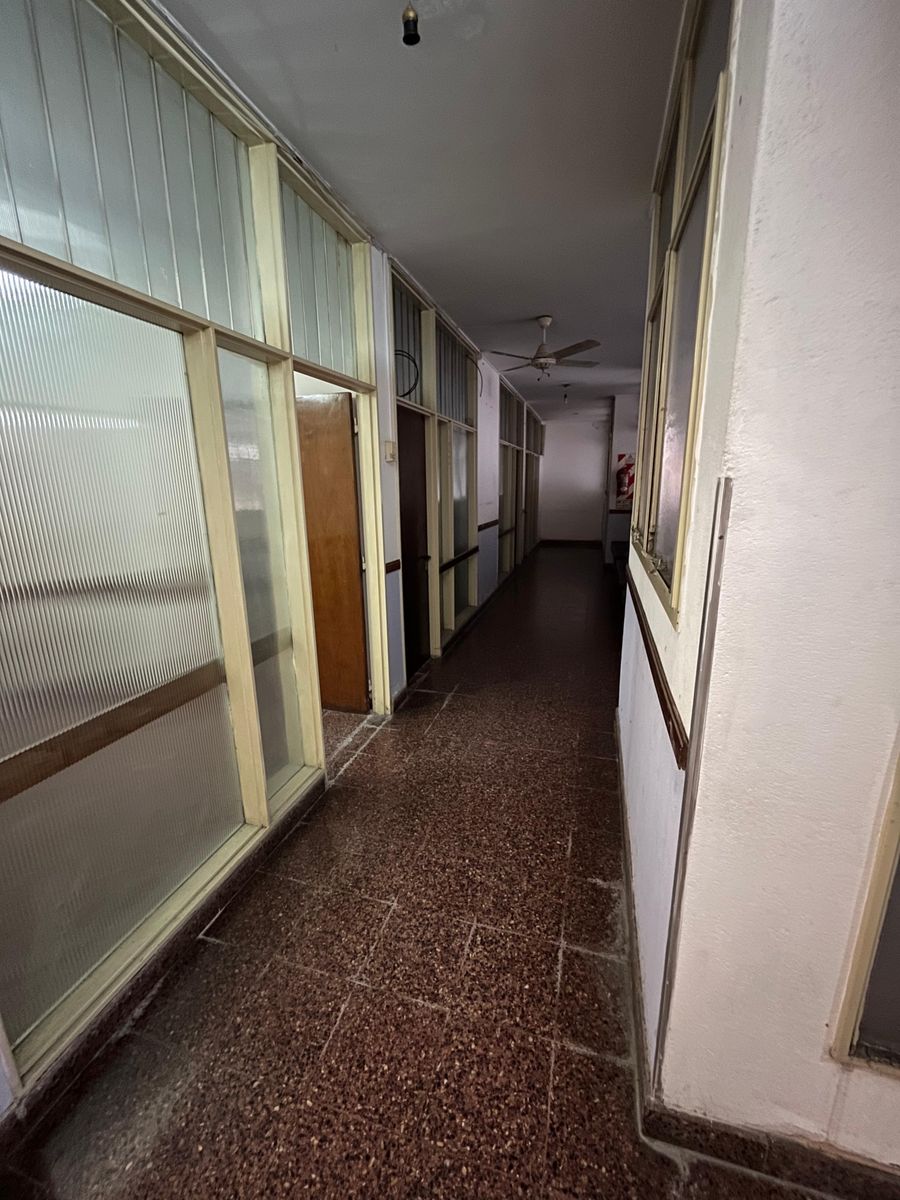 Oficina/consultorio en zona centro -sur - 5
