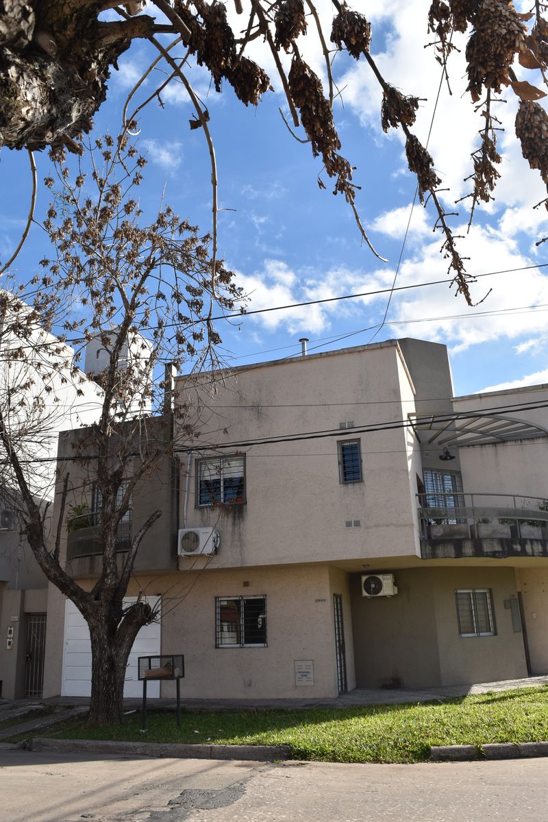 DEPARTAMENTO DE 1 DORMITORIO CON COCHERA. SARGENTO CABRAL - 5
