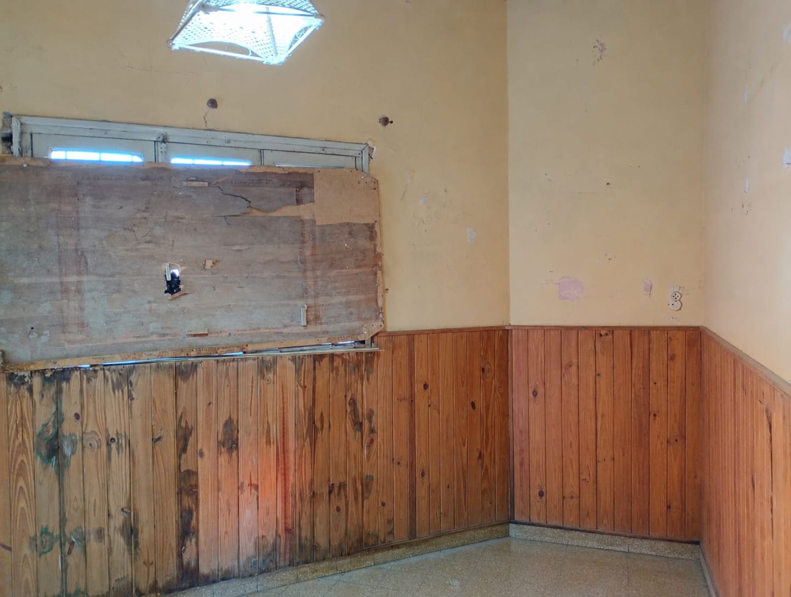 Casa a refaccionar/demoler en Santo Tome - 3