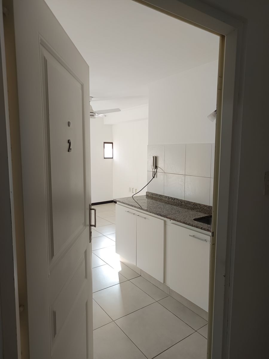 ALQUILER MONOAMBIENTE CENTRICO EXCELENTE ESTADO - 1