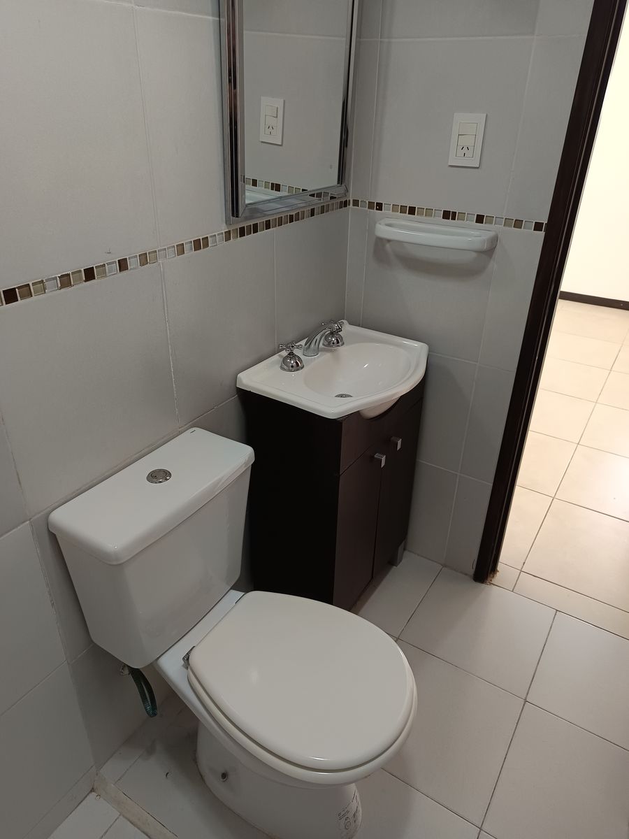 ALQUILER MONOAMBIENTE CENTRICO EXCELENTE ESTADO - 8
