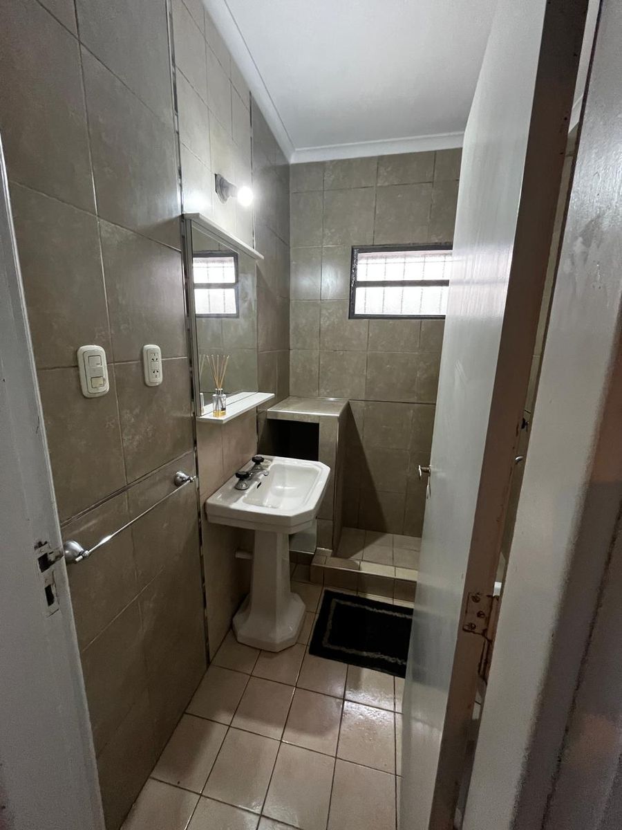 CASA EN VENTA EN BARRIO GUADALUPE DOS DORMITORIOS - 12