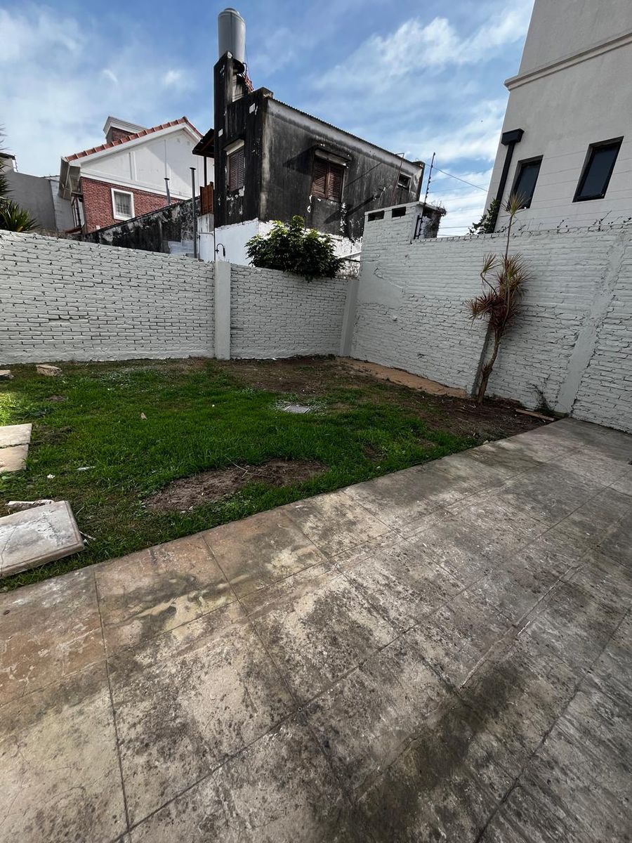 CASA EN VENTA EN BARRIO GUADALUPE DOS DORMITORIOS - 22