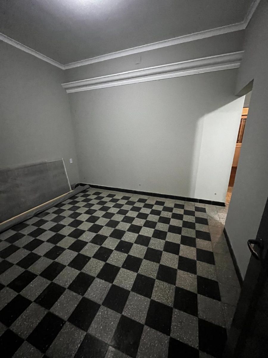 CASA EN VENTA EN BARRIO GUADALUPE DOS DORMITORIOS - 23