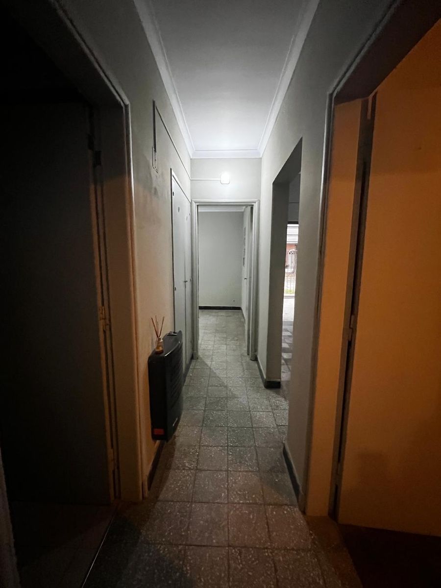 CASA EN VENTA EN BARRIO GUADALUPE DOS DORMITORIOS - 24