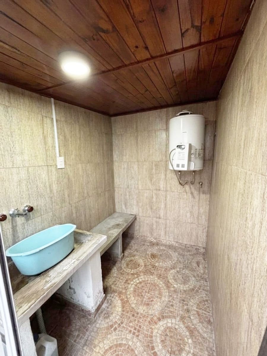 INTERNO DE 2 DORMITORIOS A MTS DEL PARQUE FEDERAL (NO PH) - 17