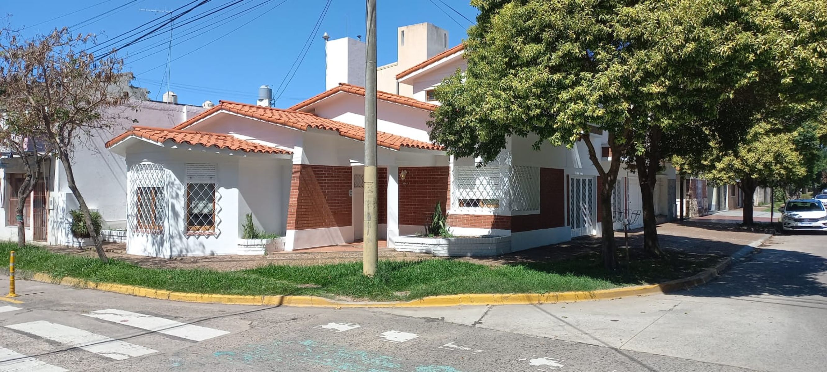 Venta Casa 3 dormitorios en Barrio Candioti Sur - 1