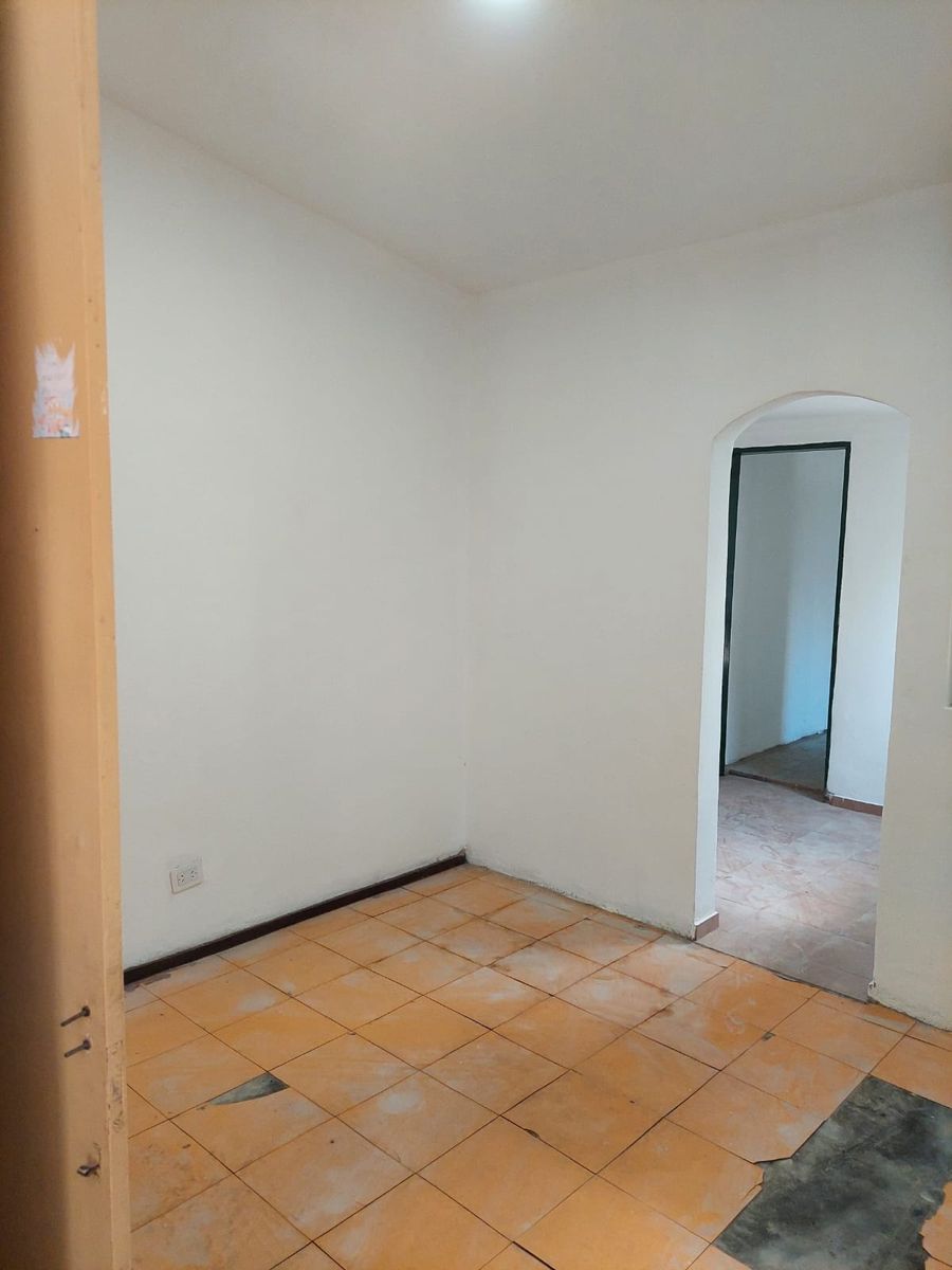 Casa de 3 dormitorios en venta - Llerena 4039, Santa Fe - 7