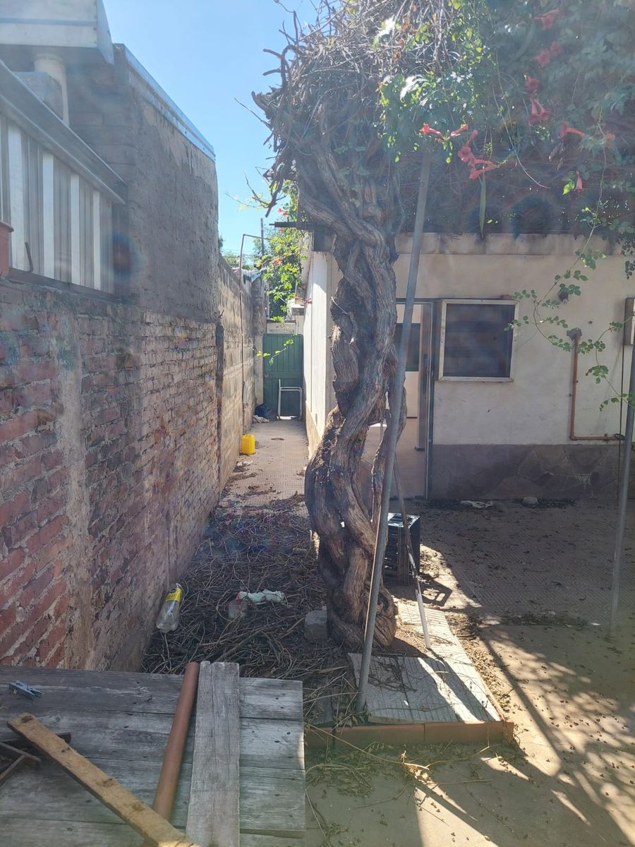Casa de 3 dormitorios en venta - Llerena 4039, Santa Fe - 12