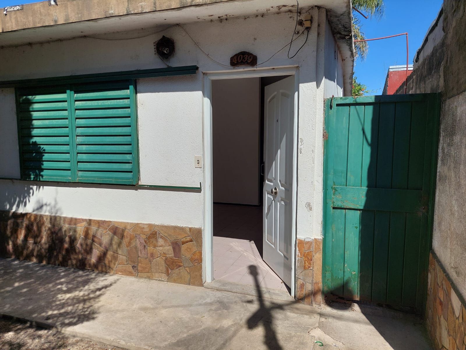 Casa de 3 dormitorios en venta - Llerena 4039, Santa Fe - 24