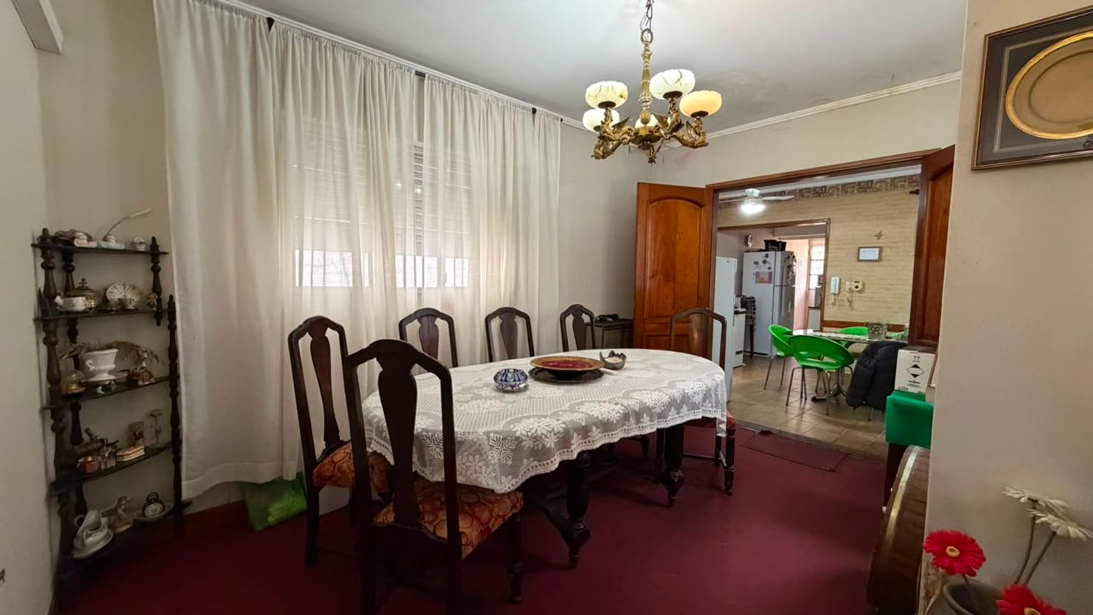 VENTA CASA DE 3 DORMITORIOS CON AMPLIO TERRENO EN URQUIZA 2000 - 5