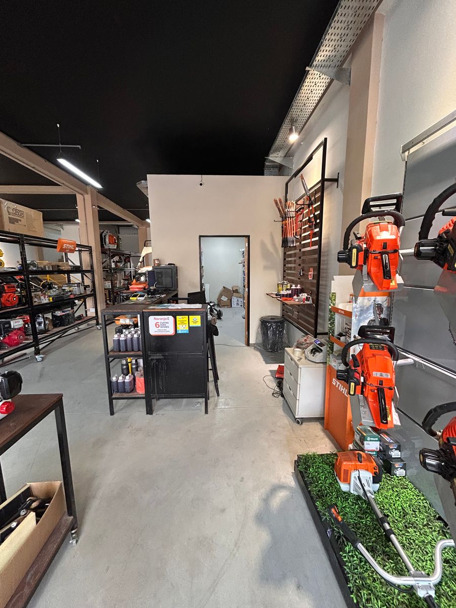 Salón comercial de grandes dimensiones en zona norte - 8