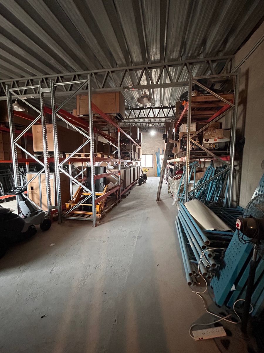Salón comercial de grandes dimensiones en zona norte - 15