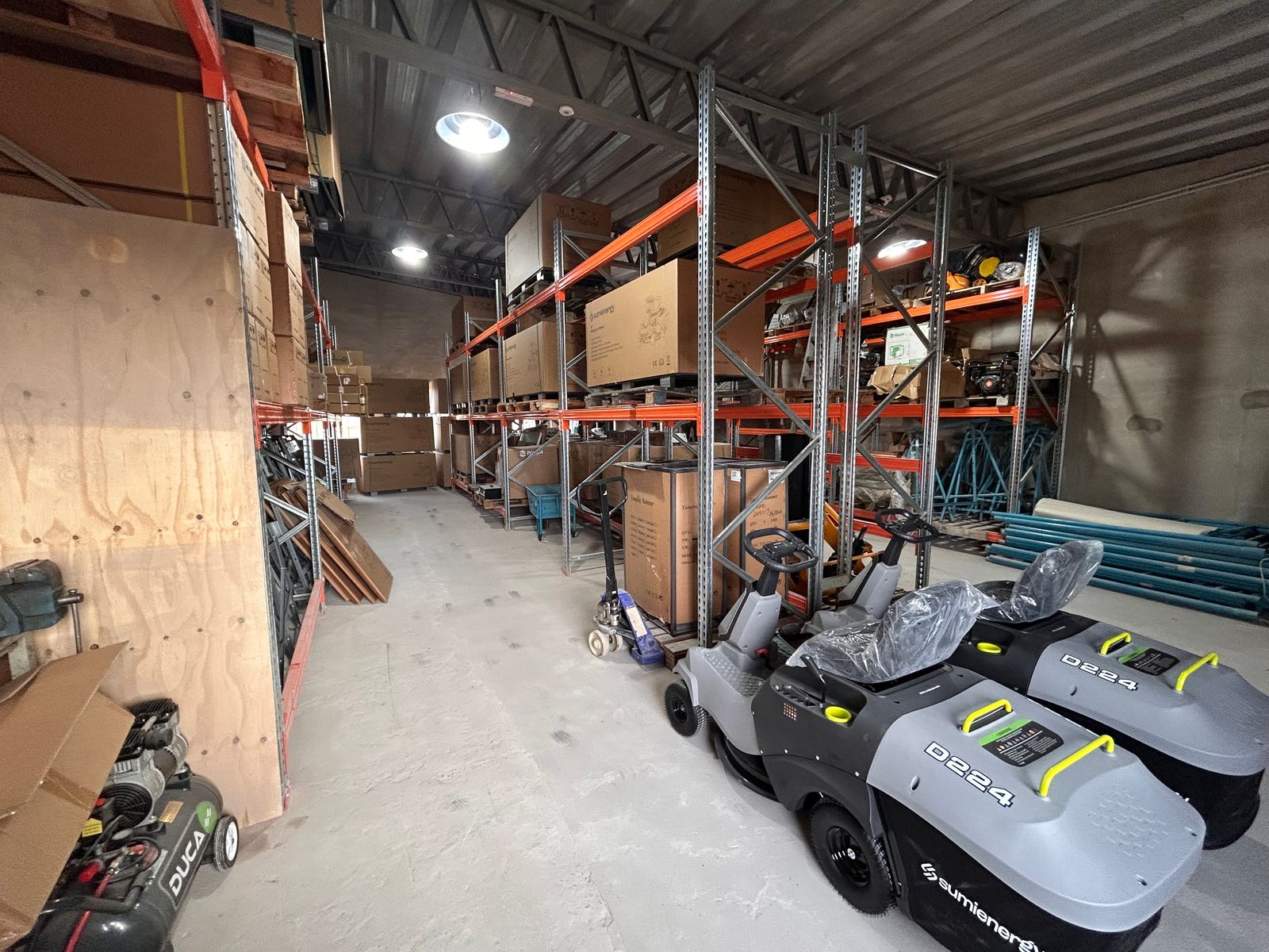 Salón comercial de grandes dimensiones en zona norte - 16