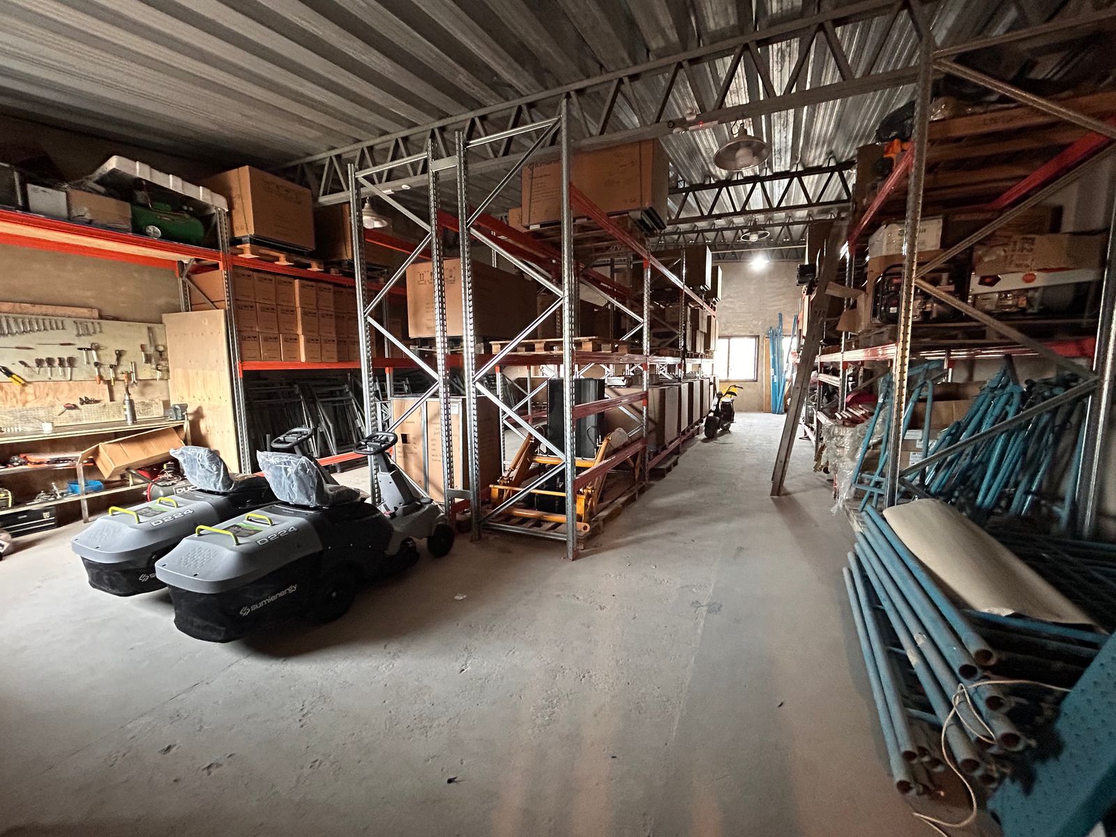 Salón comercial de grandes dimensiones en zona norte - 17