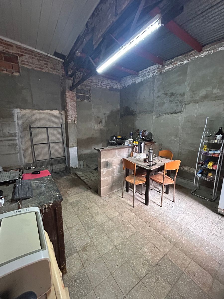 CASA A REFACCIONAR EN CANDIOTI NORTE - 8