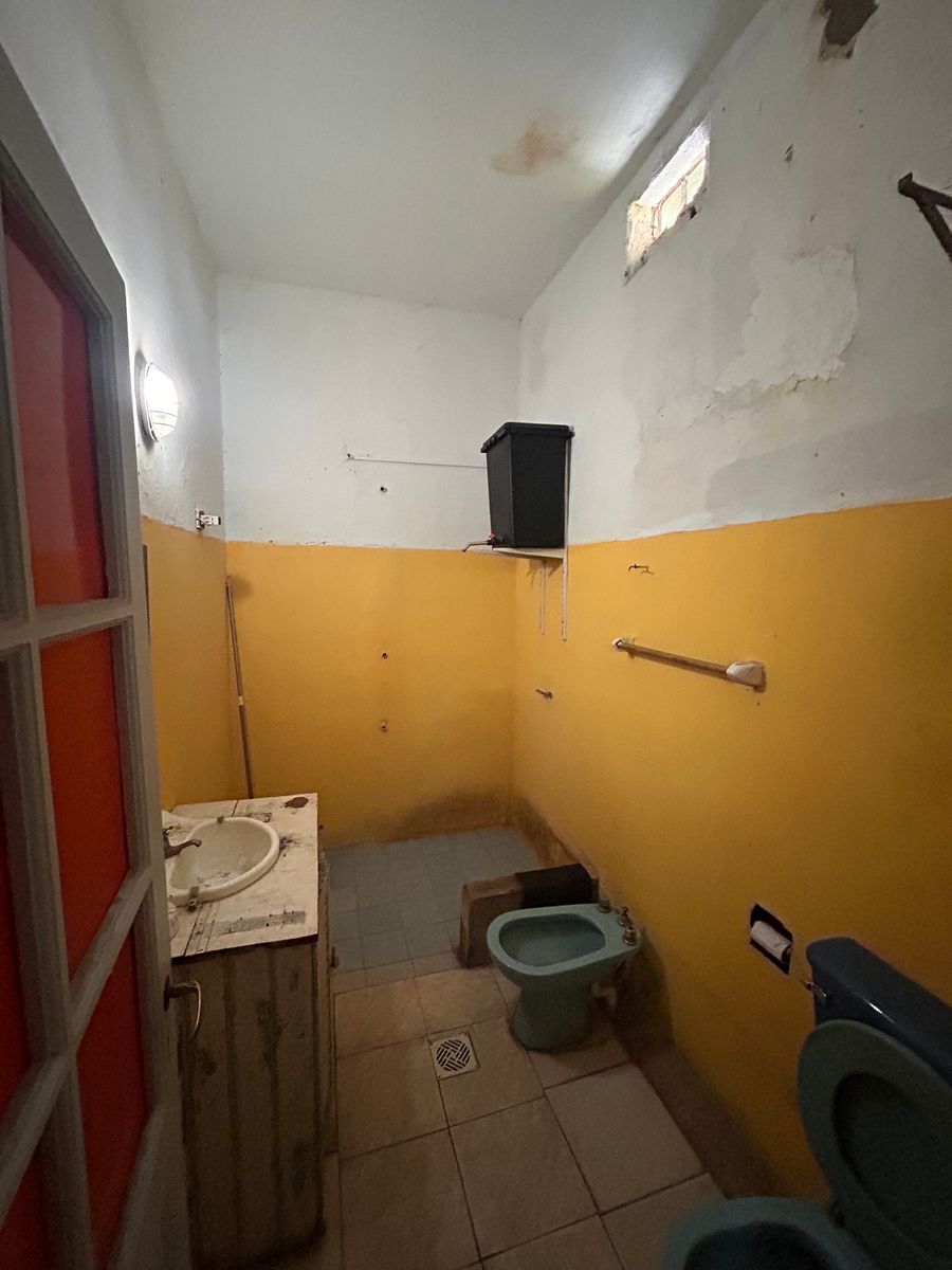 CASA A REFACCIONAR EN CANDIOTI NORTE - 9