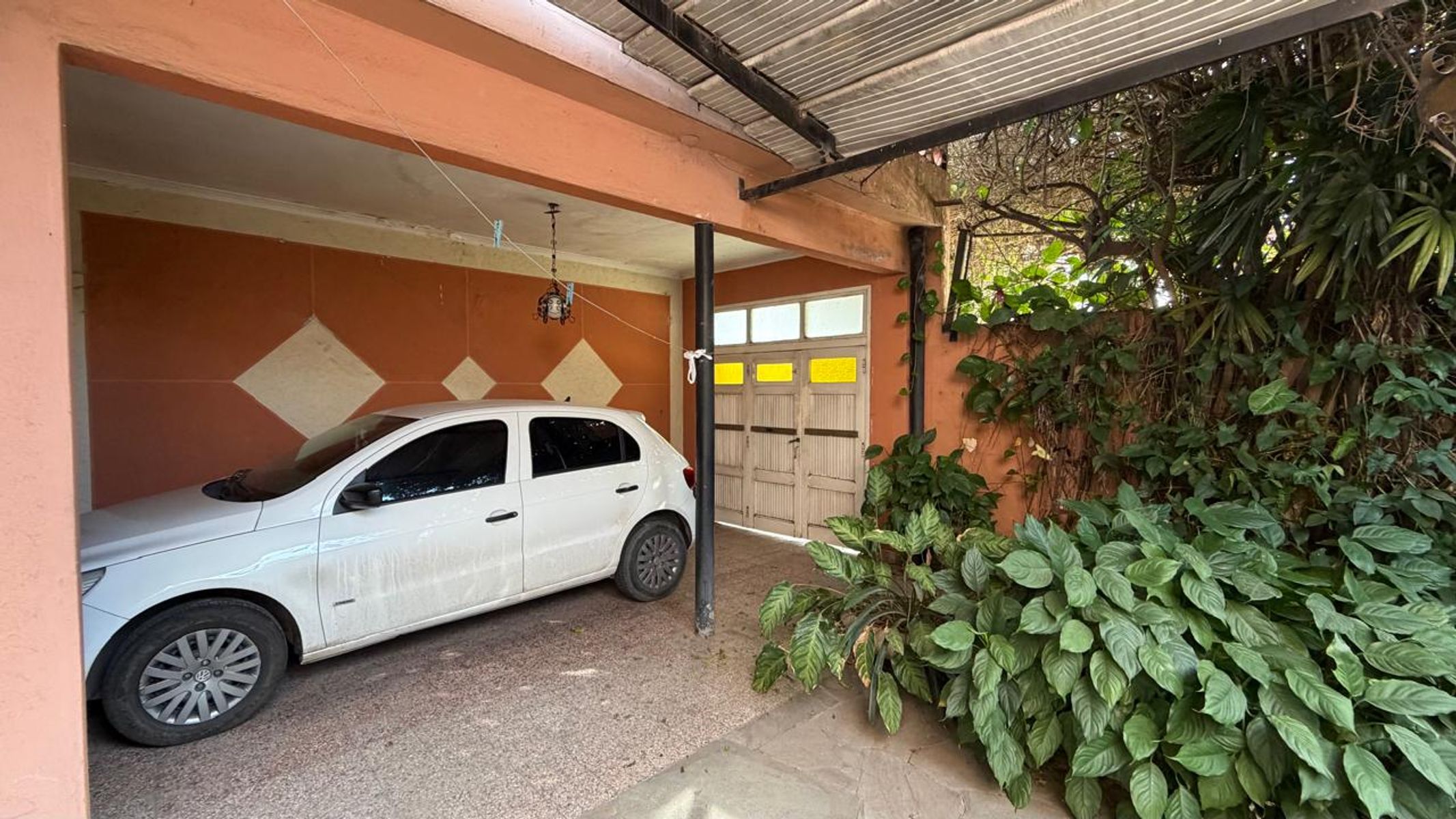 CASA DE 2 DORMITORIOS Y GARAGE EN BARRIO CANDIOTI NORTE - 19