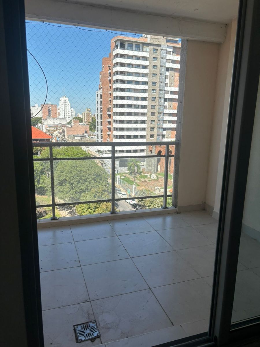 DEPARTAMENTO DE DOS DORMITORIOS CON COCHERA-TUCUMAN 2800 - 3
