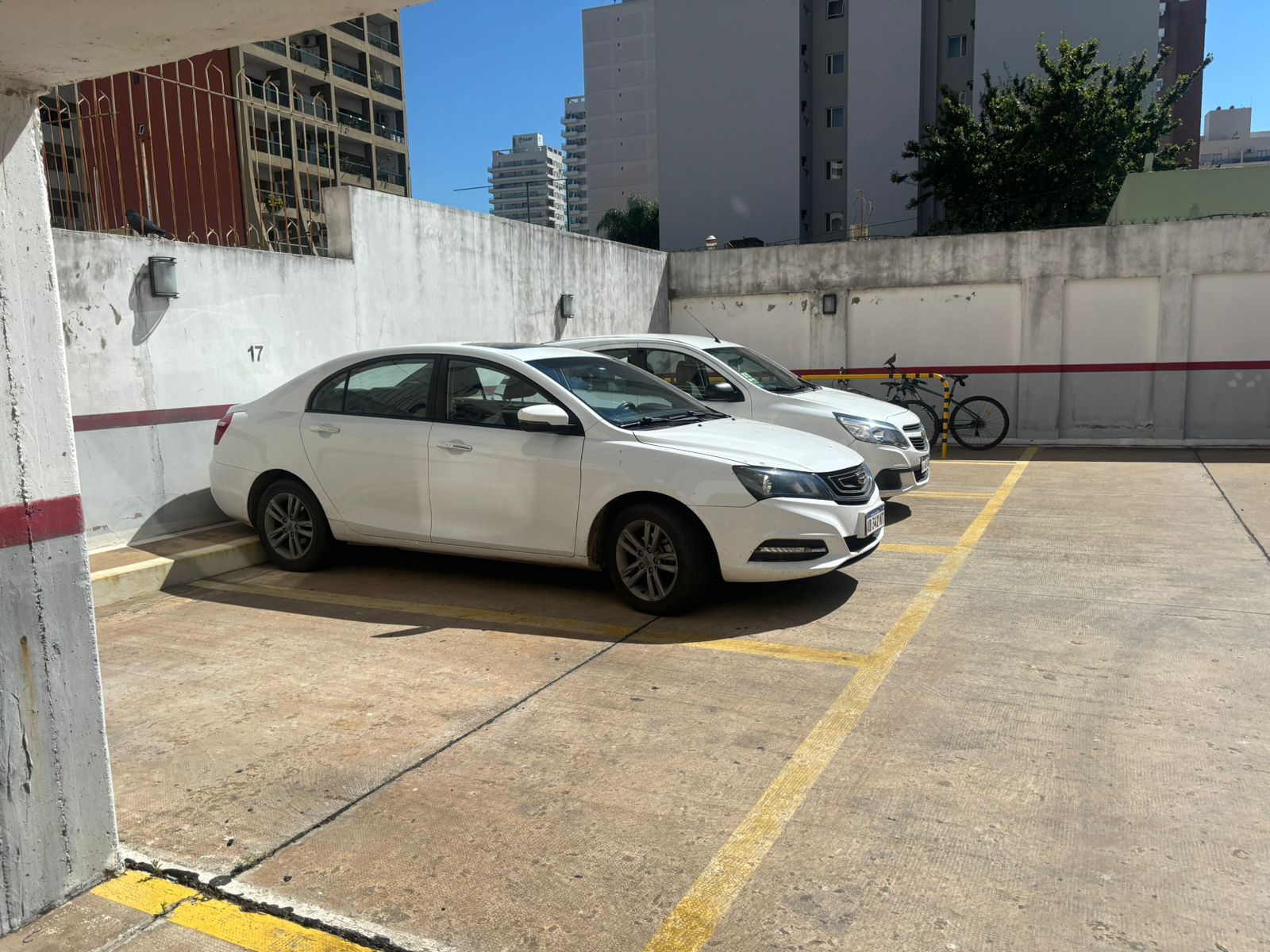 DEPARTAMENTO DE DOS DORMITORIOS CON COCHERA-TUCUMAN 2800 - 11