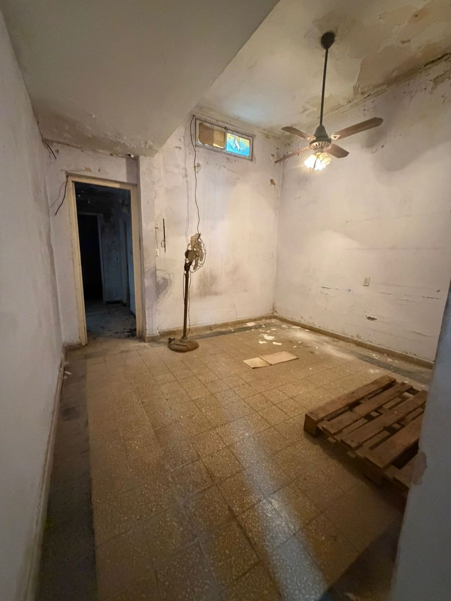 VENTA CASA A REFACCIONAR BARRIO SUR SAN LORENZO AL 1900 - 12
