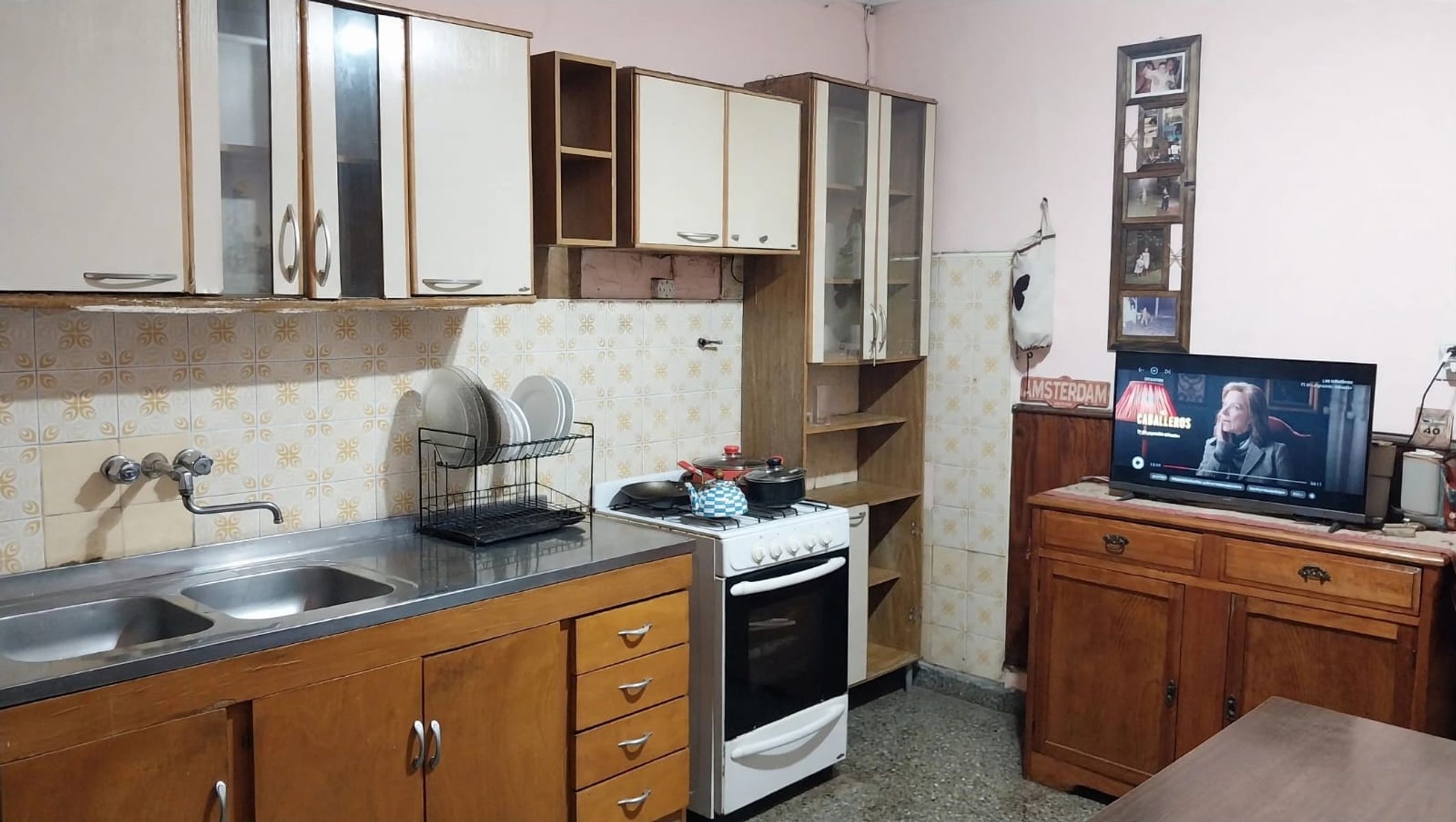 CASA DE DORMITORIOS FRENTE AL PARQUE GARAY — foto 4