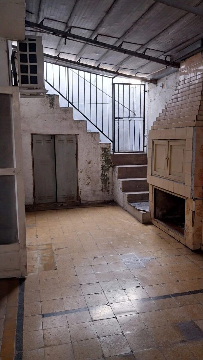 CASA DE DORMITORIOS FRENTE AL PARQUE GARAY — foto 7