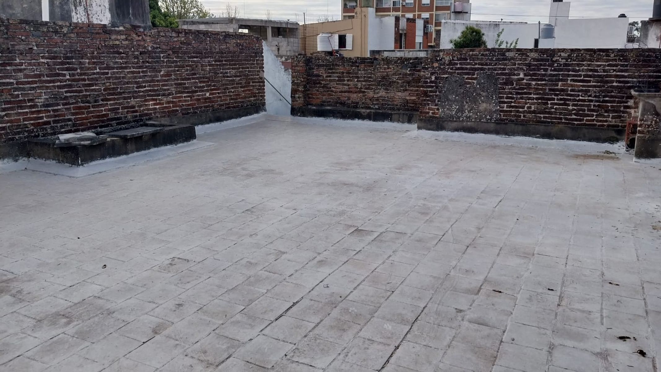 CASA DE DORMITORIOS FRENTE AL PARQUE GARAY — foto 11