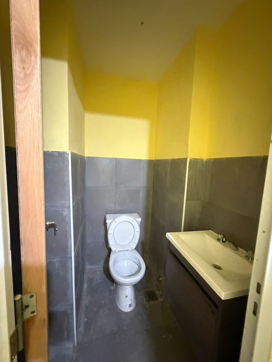 ALQUILER LOCAL COMERCIAL CORRIENTES CASI SAN MARTIN — foto 6