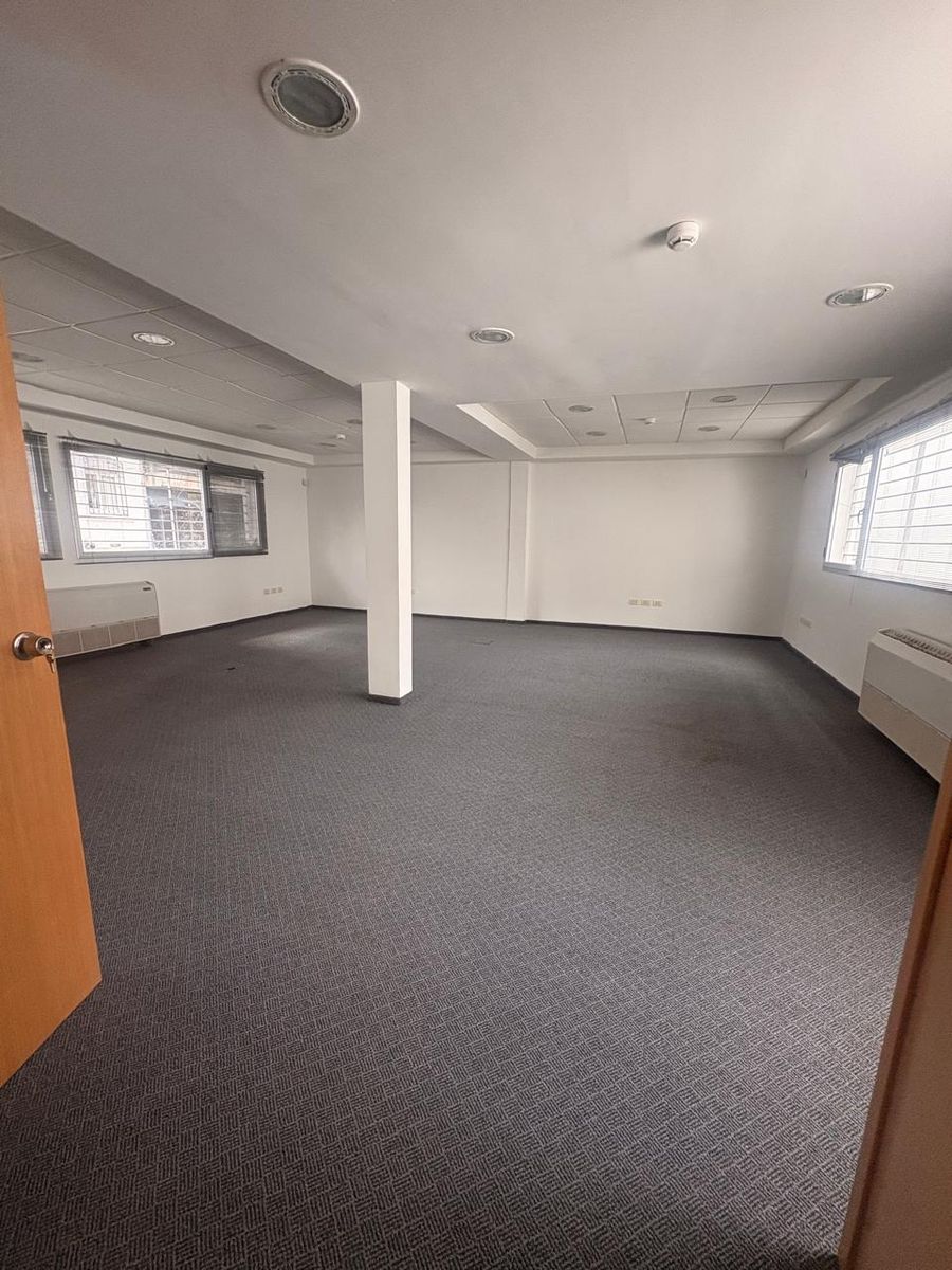 Oficinas Venta uso Profesional - Comercial - 1