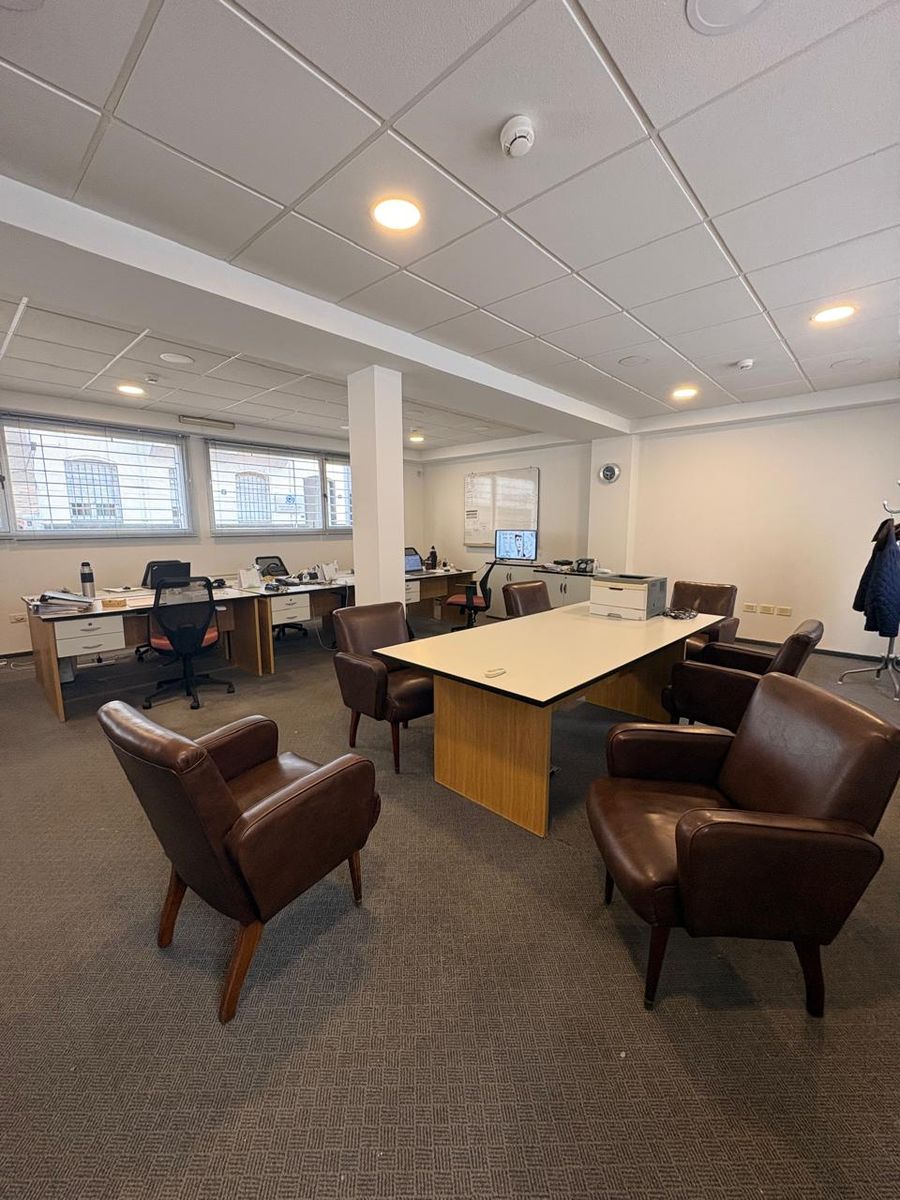 Oficinas Venta uso Profesional - Comercial - 18