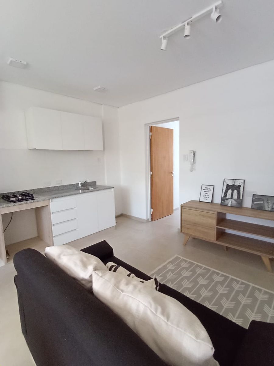 Departamento 1 dormitorio en Zona Jerarquicos - 11
