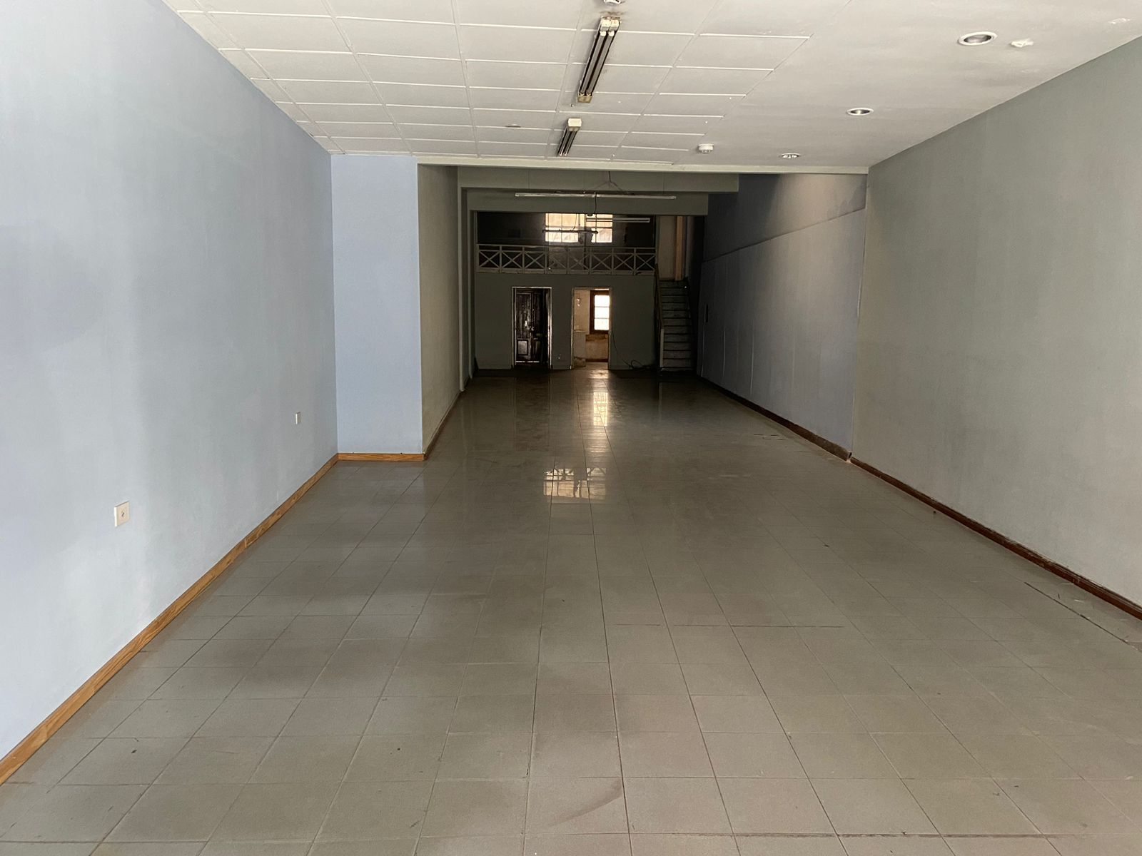 LOCAL COMERCIAL EN MICRO CENTRO - 4