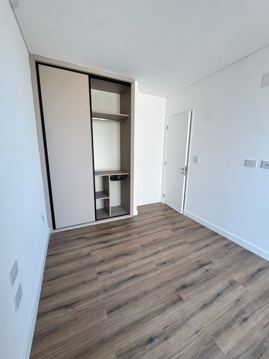 Semi Piso de Categoría en Edificio Visum con terraza propia — foto 14