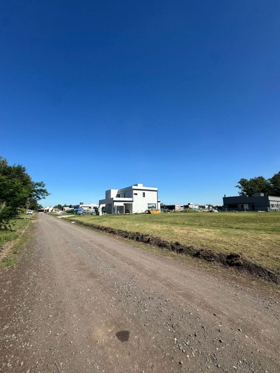 Se Vende Terreno en Barrio Cerrado La Reserva — foto 3