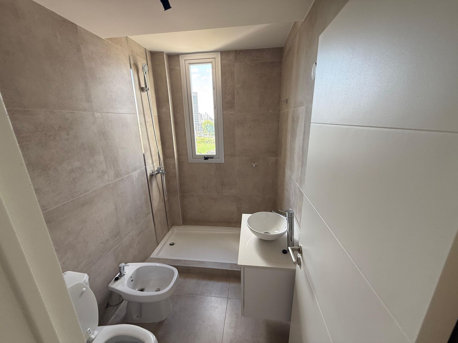 En Venta Departamento a Estrenar de 2 Habitaciones en El Puerto - Garden Inn — foto 3