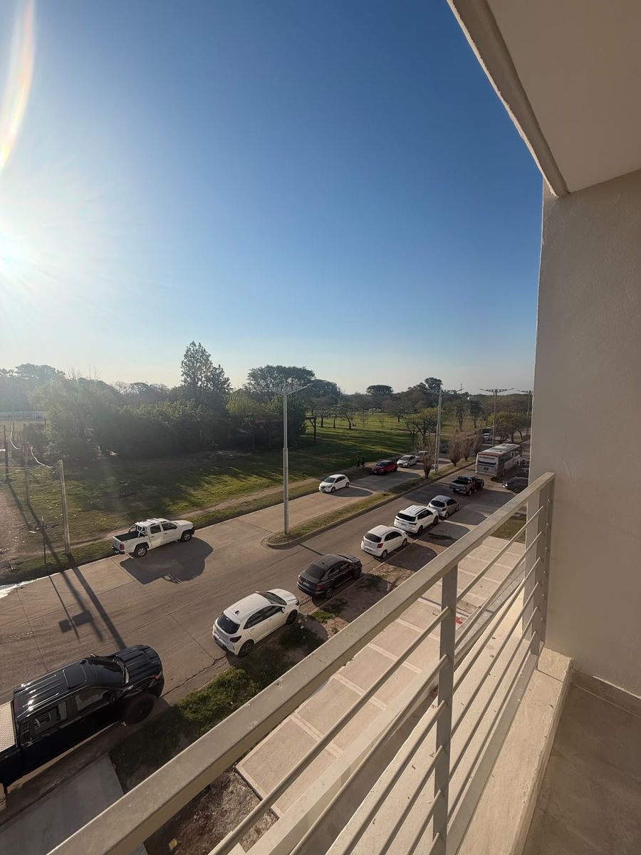 Venta Departamento 2 Dorm con Cochera - Edificio Pilay Parque Federal — foto 7