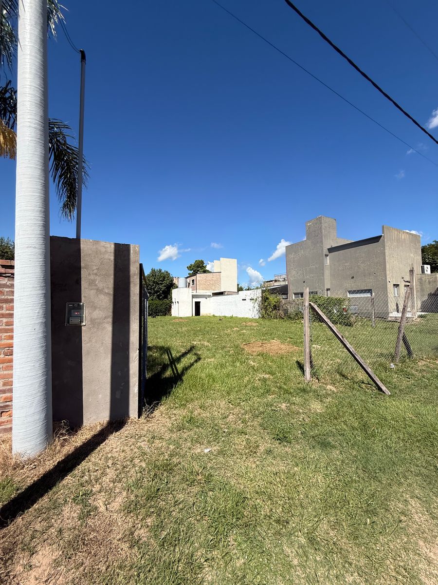 VENTA DE LOTE EN COLASTINE NORTE - 1