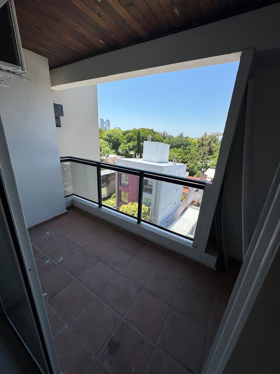 VENTA Monoambiente con balcón y cochera - 6