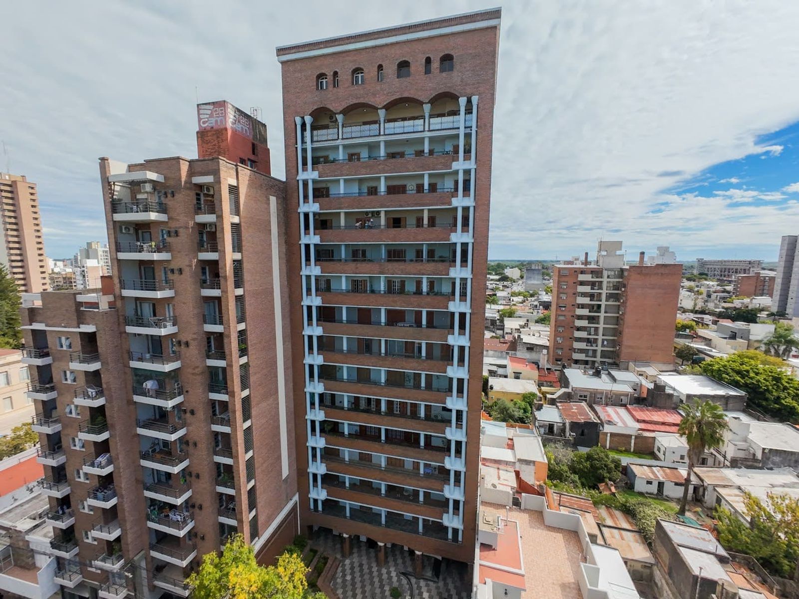 Se vende Piso de Categoría en el Exclusivo Edificio Constituyentes - 4