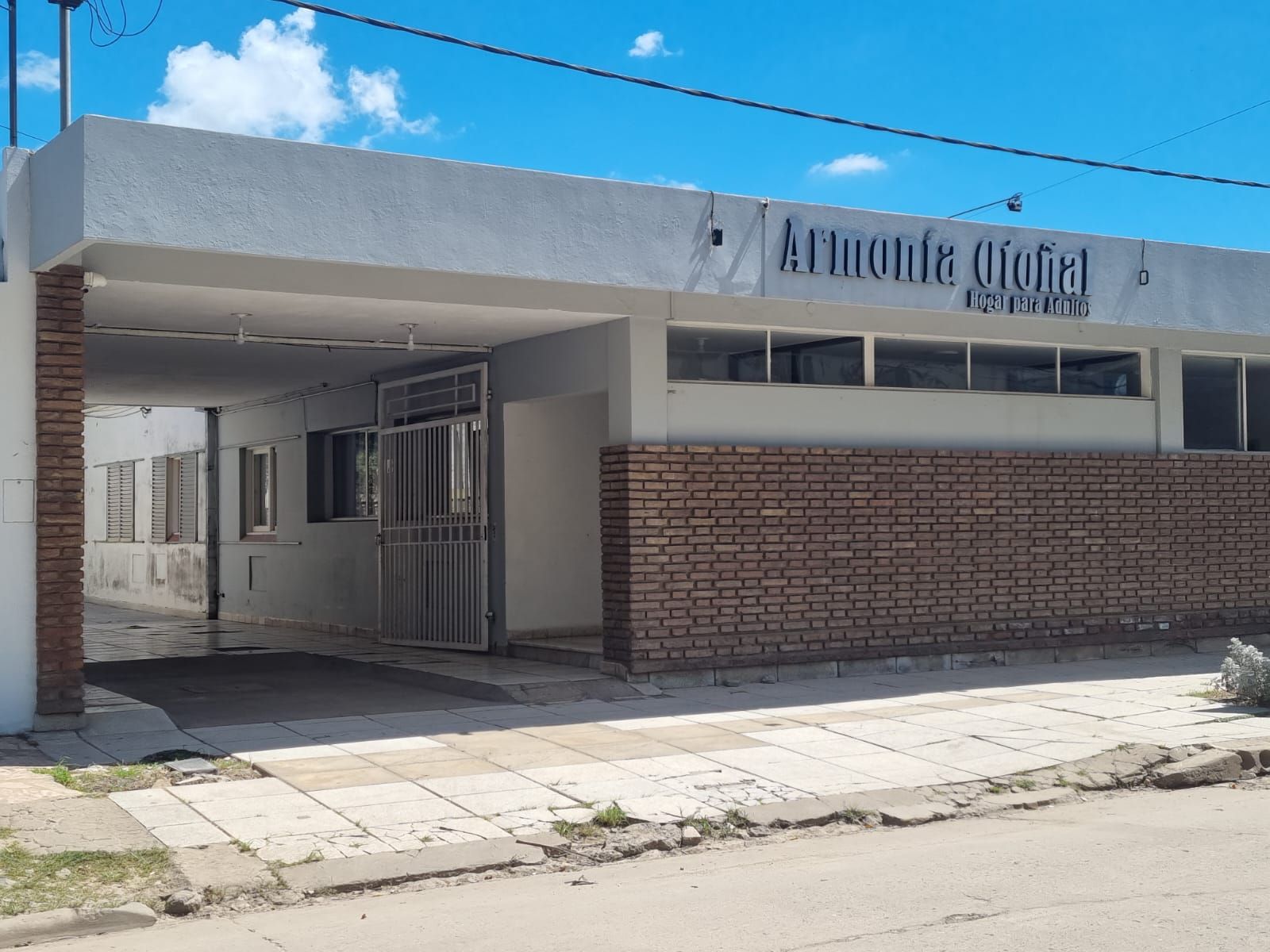 Excelente propiedad en la ciudad de San Justo - 3
