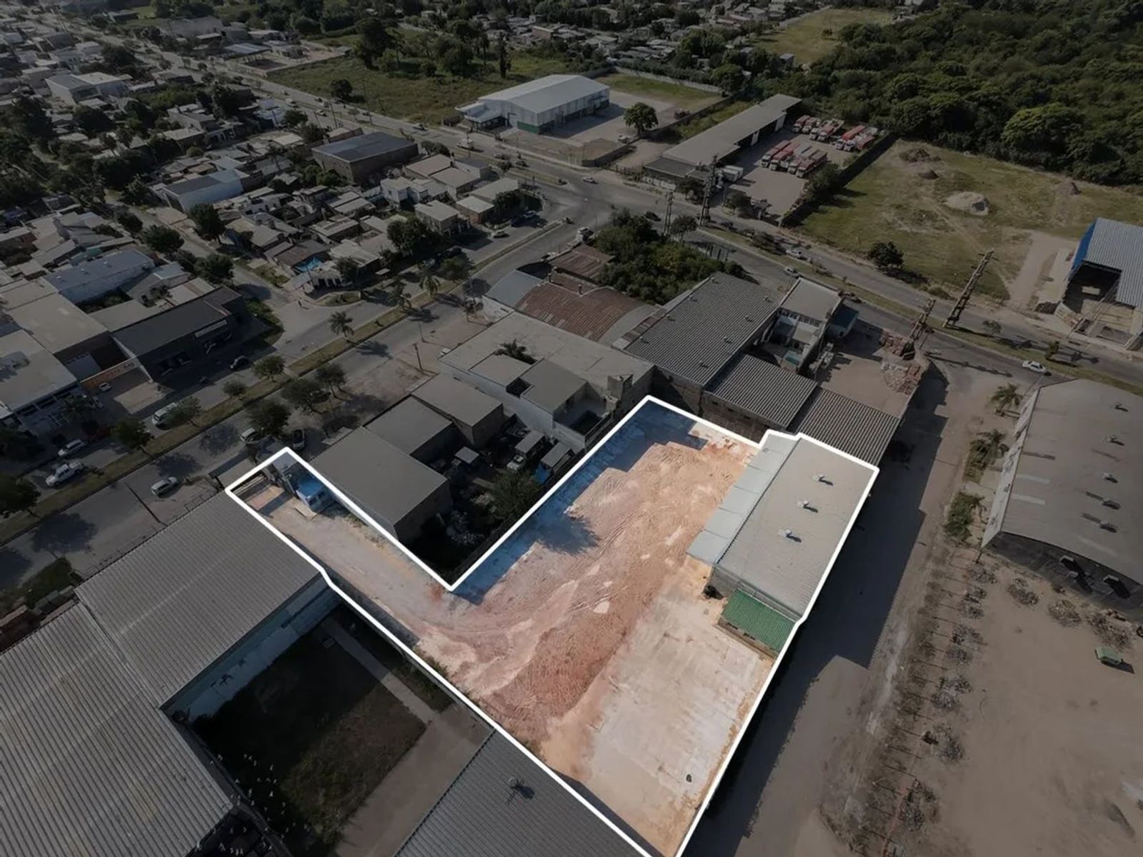 Venta Galpón con oficinas Facundo Zuviría 8300 - 35