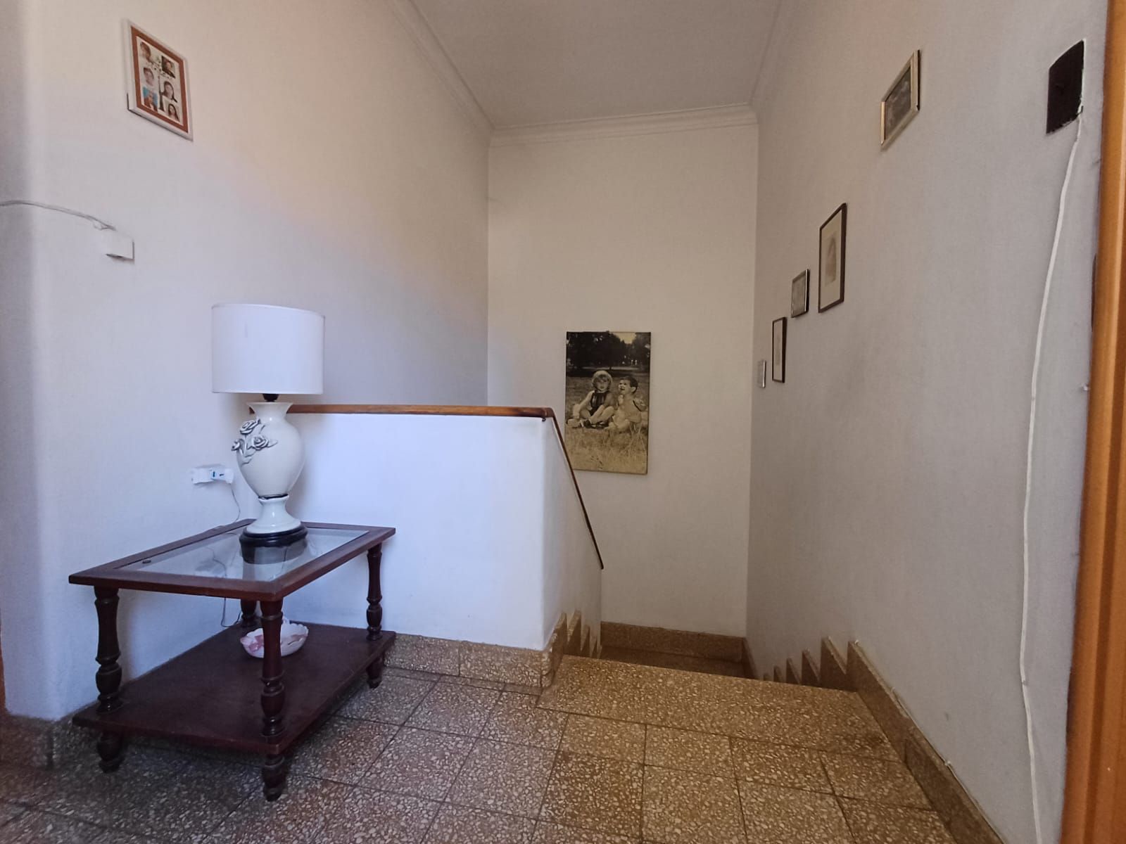 CASA EN BARRIO CONSTITUYENTES - 6