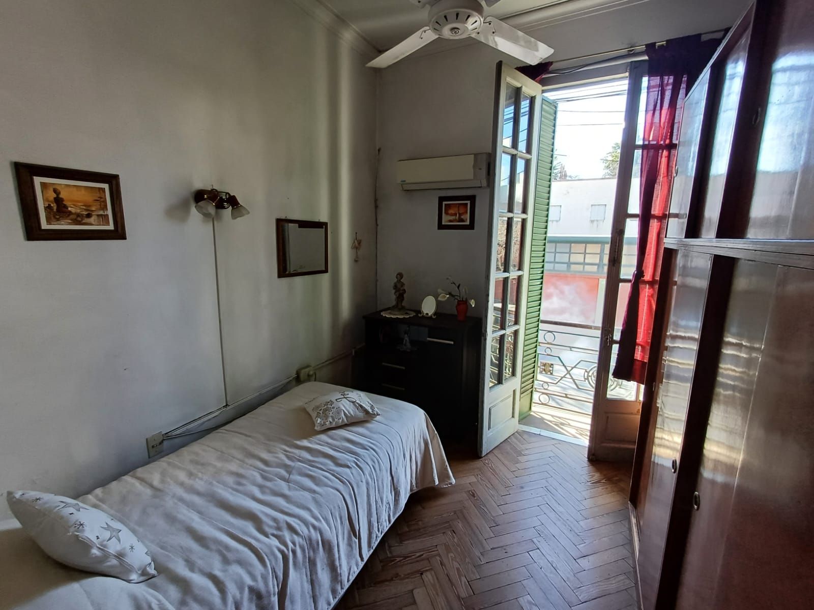 CASA EN BARRIO CONSTITUYENTES - 7